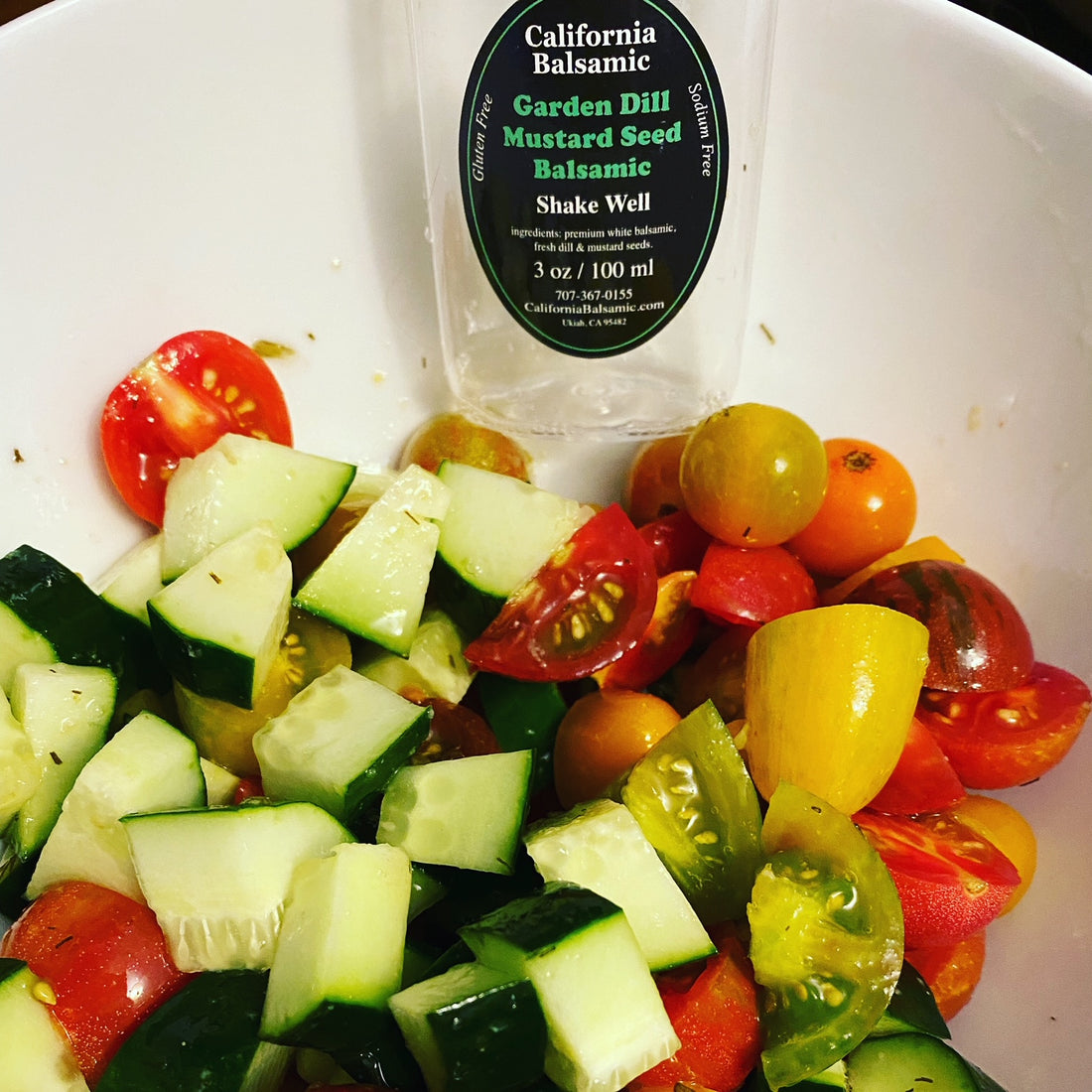 Denise's Quick Tomato-cumber-dill Salad